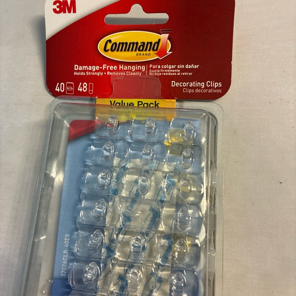 3M Command Decorating Clips Value Pack - Picture 4 of 4